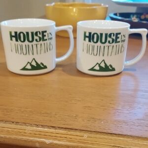 Roseanna Vacation Getaway (2) Green White House in the Mountains Mugs  Designer